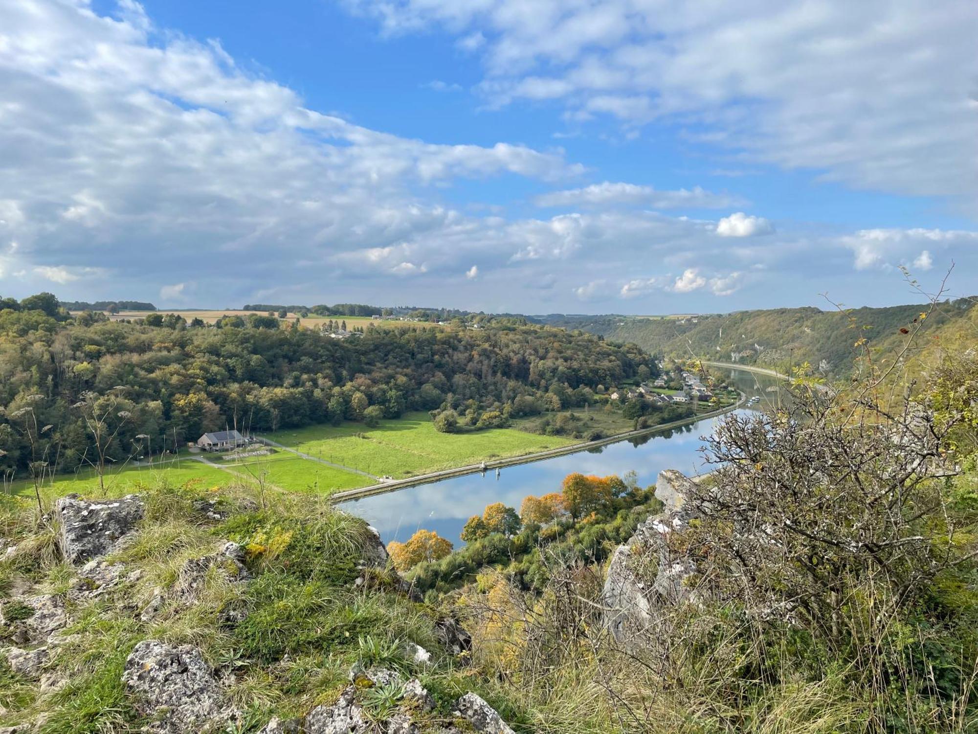 Mooie Bungalow In De Prachtige Natuur Hastiere-par-dela Luaran gambar